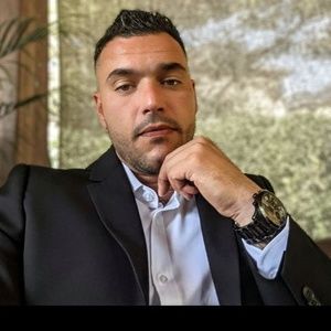 Meet your Posher, Mike